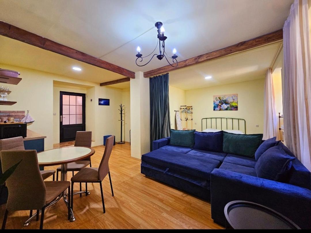 Apartment In The Old District Tbilissi Extérieur photo